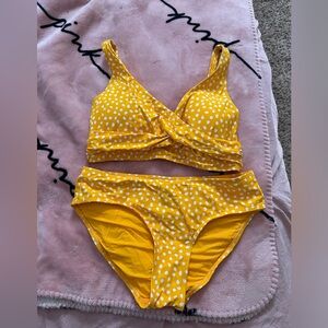 Medium yellow polka dot bikini